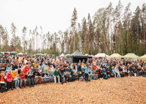 “Latvijas Meža dienas” Tērvetē pulcē tūkstošiem apmeklētāju.