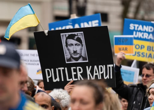 Запретить картинки потребовали сотрудники прокуратуры Омска.