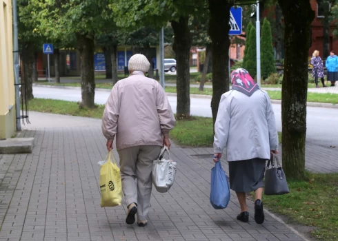 Krievija joprojām kavē pensiju izmaksu saviem Latvijā esošajiem pensionāriem. 