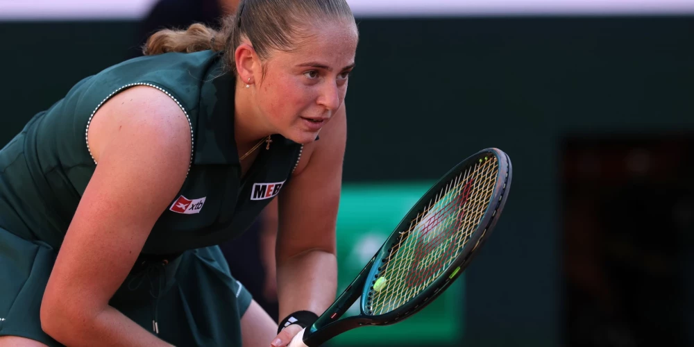  Latvijas pirmā rakete Aļona Ostapenko. 