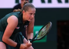 Ostapenko nepārvar Francijas atklātā čempionāta trešo kārtu
