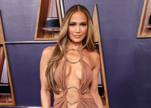 Dženifera Lopesa “American Music Awards” vakarā 2025. gada 26. maijā.