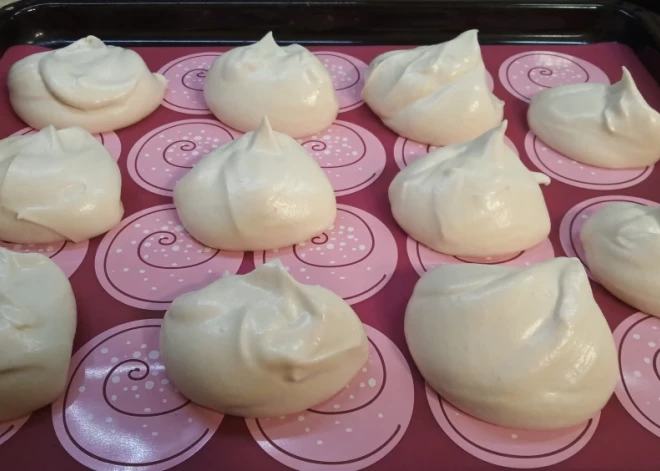 Рецепт домашнего безе: тающее во рту наслаждение