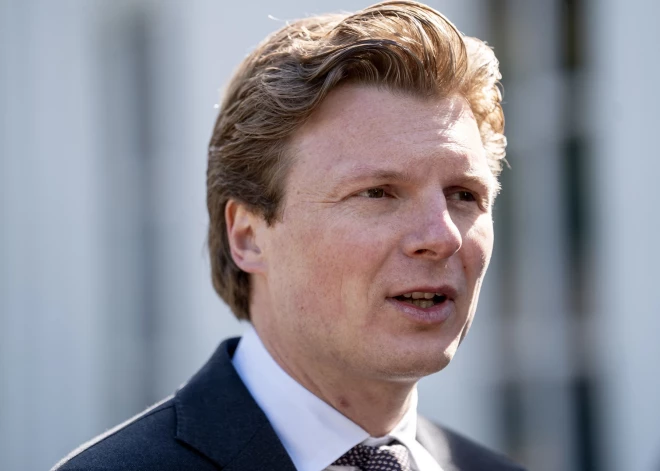 Ķīna aizvien intensīvāk izspiego mūsu augstās tehnoloģijas, norāda Nīderlandes aizsardzības ministrs