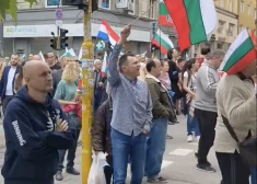 Bulgārijā nacionālisti protestē pret valdības ieceri pāriet uz eiro