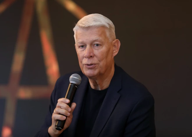 "От новых министров нет ни особой выгоды, ни потерь": Затлерс сравнил "рестарт" правительства с перезагрузкой компьютера