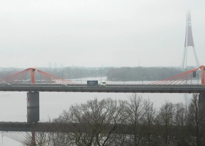 Из-за работ на Южном мосту ограничения движения продлили до 30 сентября: что нужно знать