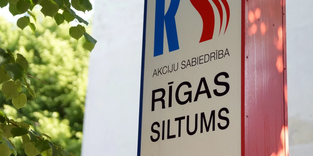 Jauns.lv vērsās pie Sabiedrisko pakalpojumu regulēšanas komisijas (SPRK) un AS “Rīgas siltums”, lai lūgtu komentēt parlamentārieša apgalvojumus.