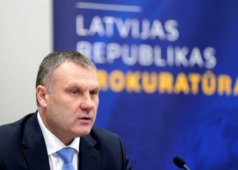 Veikt pārbaudi par Jura Stukāna iespējamiem likuma pārkāpumiem AT priekšsēdētājs rosināja pēc trauksmes cēlāja ziņojumu.