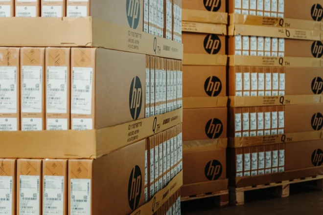 Pedagogiem un izglītojamiem piegādāti vairāk nekā 48 tūkstoši portatīvo datoru.