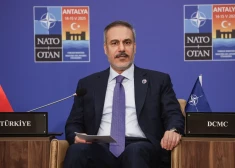ASV atbalsts Krievijas un Ukrainas miera sarunām ir "ārkārtīgi svarīgs", uzsver Turcijas ministrs