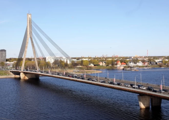 Konkursā atkārtoti meklē Vanšu tilta būvstrādniekus