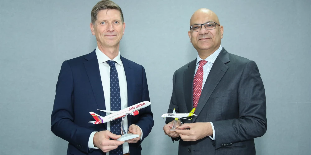 Latvijas lidsabiedrība "airBaltic" un Indijas nacionālā aviokompānija "Air India" noslēgušas sadarbības līgumu, kas sniegs iespējas abām lidsabiedrībām pārdot biļetes to izpildītajos lidojumos, pasažieriem nodrošinot ērtu ceļošanu starp Latviju, Igauniju, Lietuvu un Indiju.