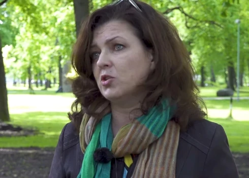 Элина, мать двоих детей, всерьез задумалась о том, насколько безопасными будут школы и детские сады в случае чрезвычайной ситуации.
