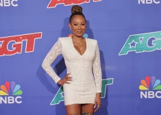 Melas B 50. dzimšanas dienas grandiozās svinības nebija pilnvērtīgas bez divām "Spice Girls" dalībniecēm