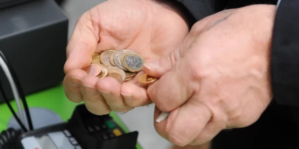 В целом в Латвии в прошлом году по акционным предложениям было продано 36% от общего оборота товаров, и 80% потребителей страны являются так называемыми «охотниками за скидками».