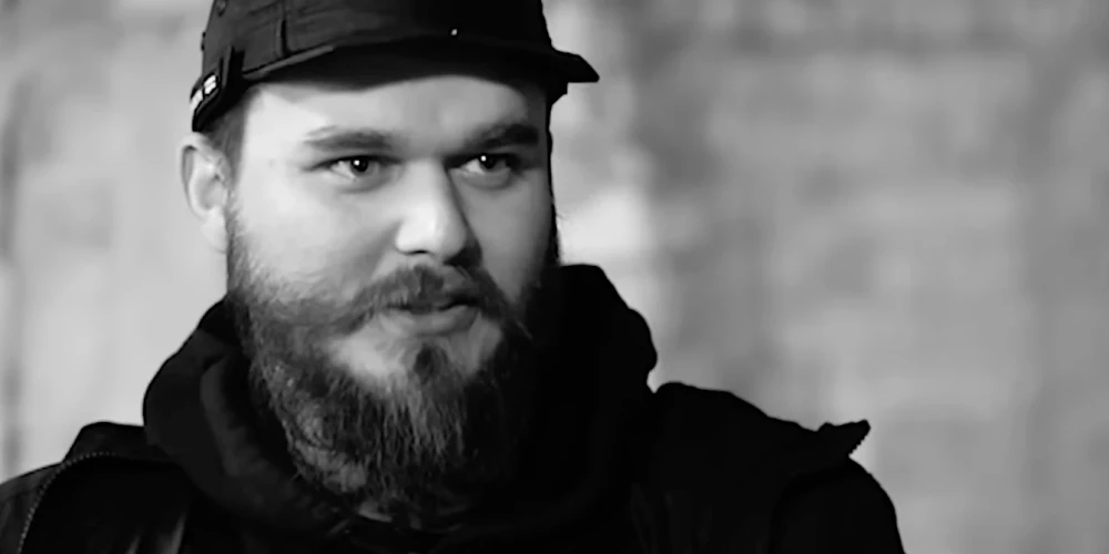 Ņikita frontē bija zināms ar segvārdu "Latvietis".