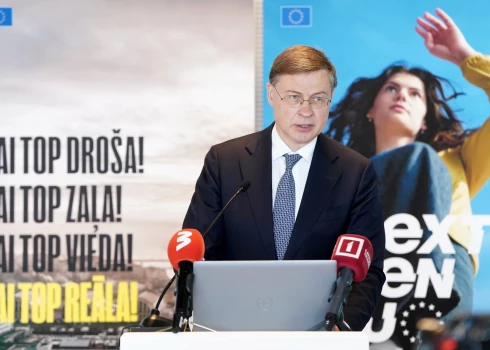 Eiropas ekonomikas un produktivitātes, īstenošanas un vienkāršošanas komisārs Valdis Dombrovskis.