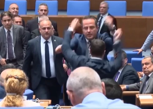 Bulgārijai dota zaļā gaisma pievienoties eirozonai. Ne visi ir ar to mierā...