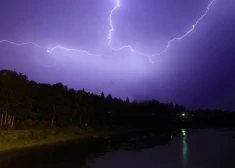 Negaiss Latviju sasniegs ap pusnakti; "Latvijas dzelzceļš" brīdina, ka vilcieni varētu kavēties