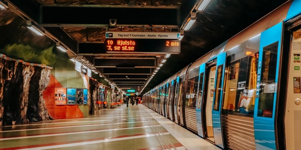 Станция метро Кунгстрадгарден в Стокгольме.
