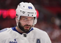 Girgensona komandas līderi Kučerovu NHL spēlētāju asociācija atzinusi par izcilāko hokejistu