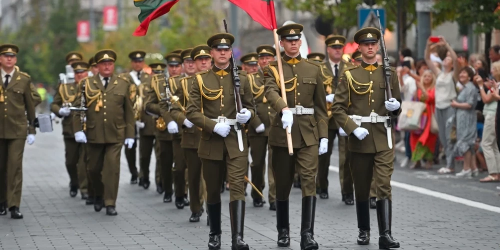 Lietuvas armija vērš uzmanību, ka Lietuvas militārās spējas pašlaik ir augstākās vēsturē kopš neatkarības atjaunošanas.