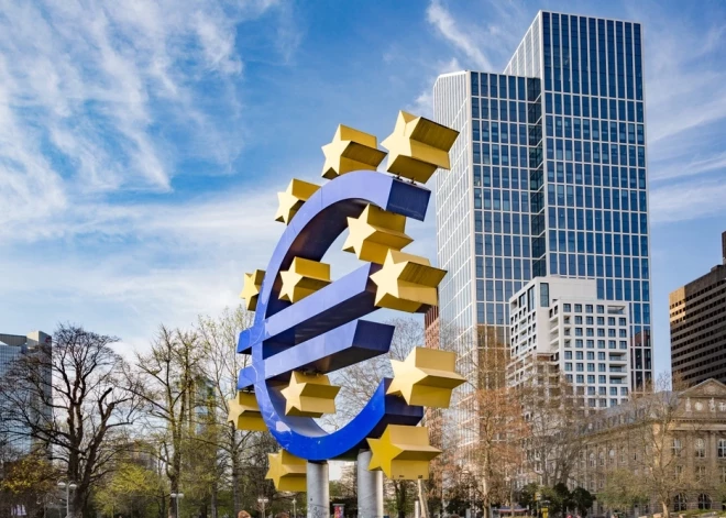 Eiropas Centrālā banka pazemina likmes, lai stimulētu ekonomiku