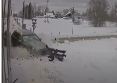 В 2025 году уже 4 серьезные аварии с поездами — все из-за водителей-нарушителей.