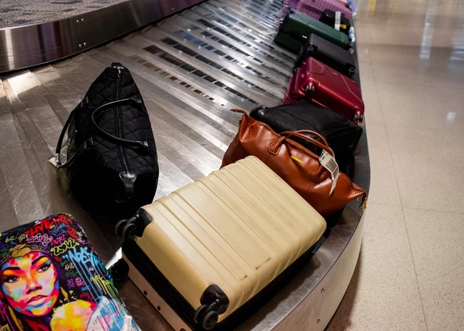Reģistrētā bagāža kļuvusi par īstu zelta āderi aviokompānijām – tās iekasē miljardus