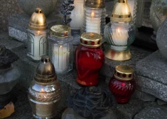 Polijā apbedīšanas biroja īpašniece cīnās ar priesteri: "Tu traucē man strādāt!"