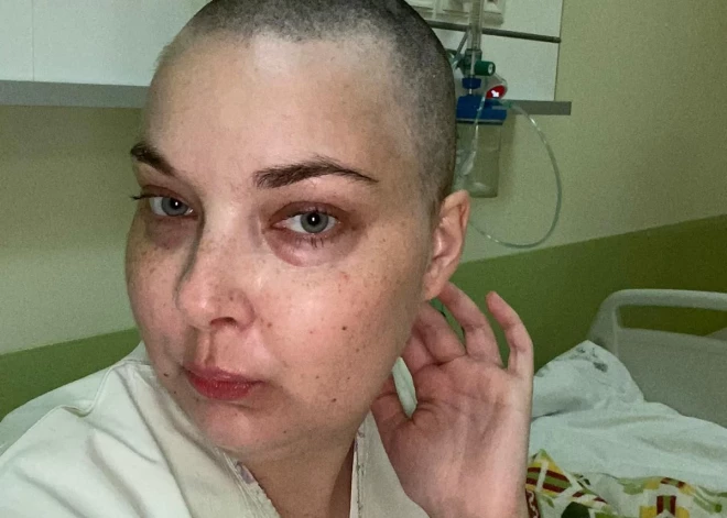 "Kā sitiens pa galvu!" Evijai Latvijā četrus gadus ārstēja nepareizo vēzi, bet tagad valsts atsaka izmaksāt kompensāciju