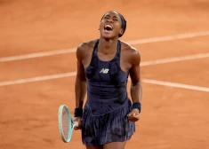 Korija Gofa uzveic "French Open" pārsteidzošo pusfinālisti Luī Buasonu un kļūst par Arinas Sabaļenkas pretinieci finālā