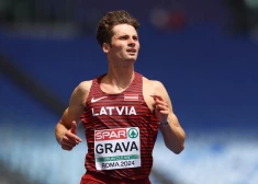 Oskars Grava noskrējis otrus ātrākos 200 metrus Latvijas vieglatlētikas vēsturē