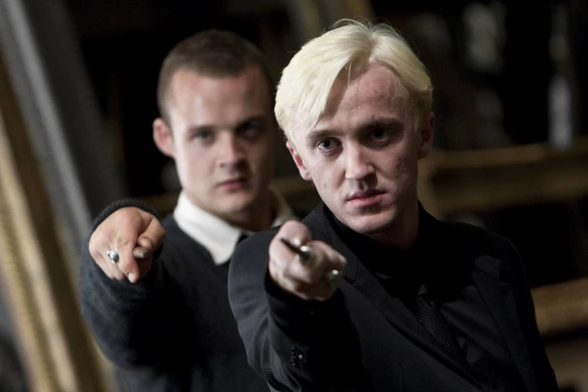 Toms Feltons kā Drako franšīzes noslēdzošajā filmā “Harijs Poters un Nāves dāvesti: Otrā daļa” 2011. gadā.