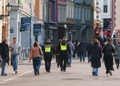 Ar vilinošu algu soctīklos noziedzības grupējumi aktīvi vervē Latvijas valstspiederīgos