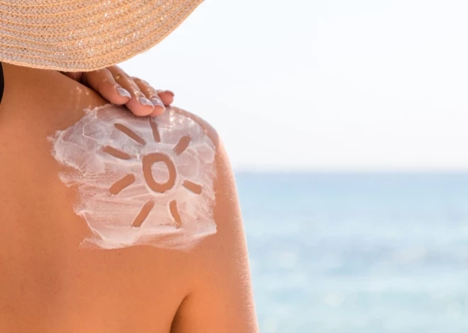 Kad iedegums nav veselības rādītājs: Kā saule ietekmē ādu, un ko ar to darīt