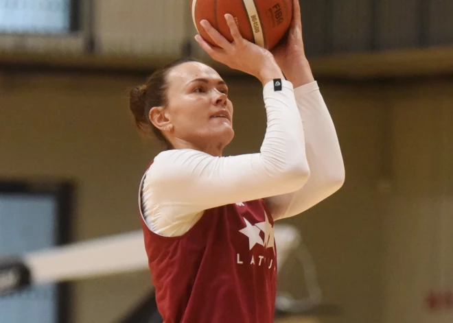 Latvijas basketbolistēm pārliecinošs zaudējums otrajā pārbaudes mačā Čehijā
