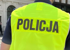 Vecpuišu ballīte iziet no kontroles, policijai nākas aizturēt līgavaini