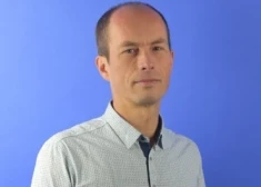 Neirologs Leonīds Viškers, kurš neatļauti pieskāries pacientēm, zaudē tiesā