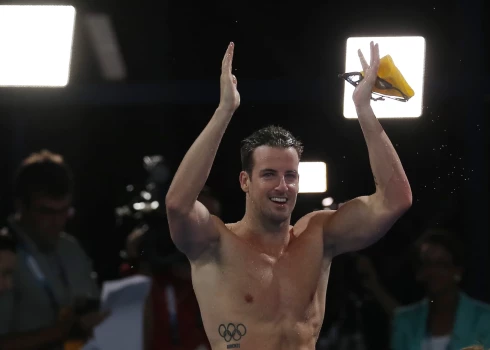 Bijušais Austrālijas peldēšanas čempions, olimpisko spēļu un pasaules čempionātu medaļnieks Džeimss Magnusens, kurš sportista karjeru beidza 2018. gadā, kļuvis par pirmo skaļo vārdu, kurš iesaistījies “uzlaboto spēļu” konceptā.