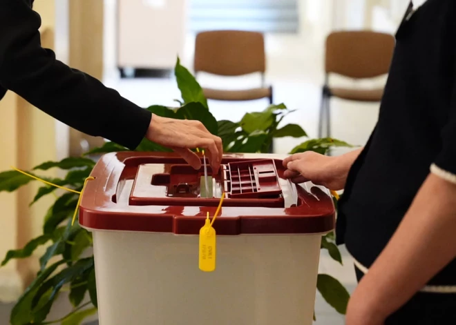 Pašvaldību vēlēšanās līdz pulksten 12 provizoriski nobalsojuši kopumā 28% balsstiesīgo