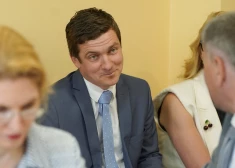 Rīgas vēlēšanu komisijas vadītājs Māris Zviedris: jaunās sistēmas dēļ ar satraukumu gaidam balsu skaitīšanu