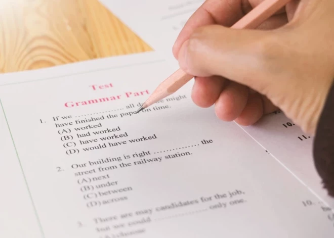 Жителей РФ могут посадить в тюрьму за сдачу экзамена по английскому языку