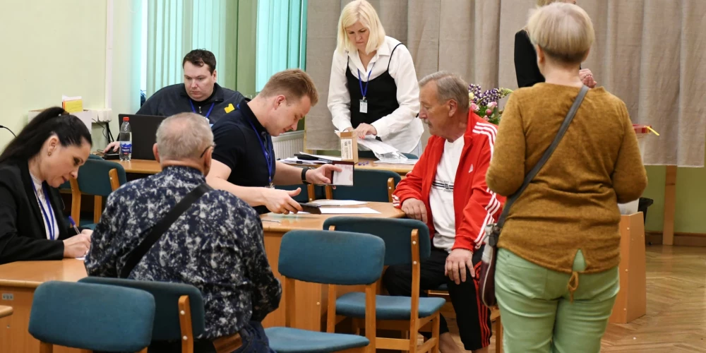 Pašvaldību vēlēšanas 160. vēlēšanu iecirknī Daugavpils Universitātē.