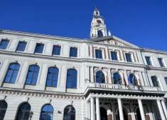 Vēlētāju aptauja: iespējams, jaunajā Rīgas domē būs vismaz sešas frakcijas