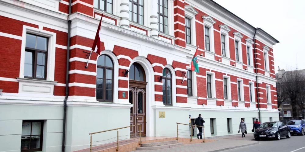 Здание Лиепайской городской думы.