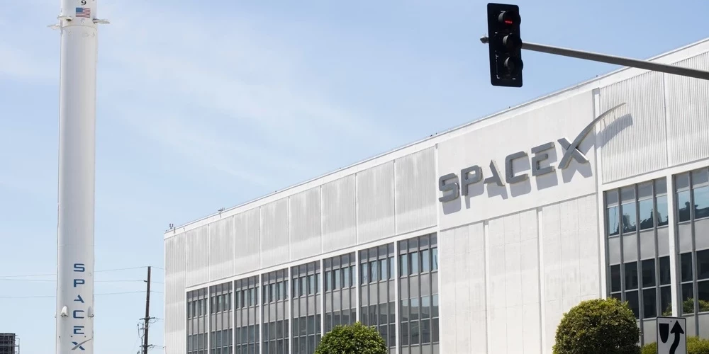 Штаб-квартира SpaceX в Калифорнии.