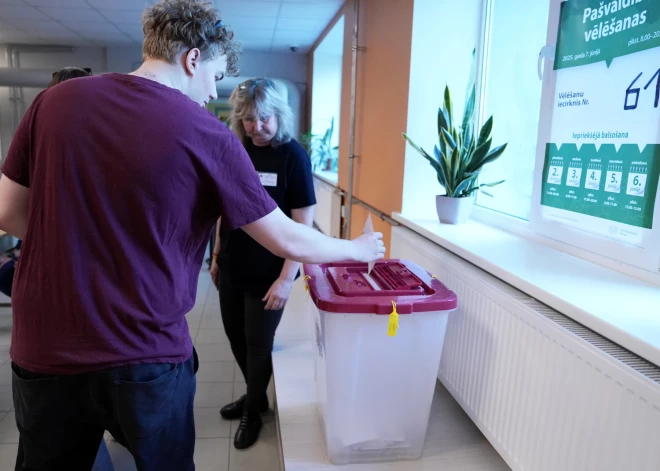 "Rosļikova ārdīšanās ne pie kā diža nav novedusi," iedzīvotāji sašutuši par vēlēšanu rezultātiem Rīgā; neko labu tuvākajā nākotnē neparedz