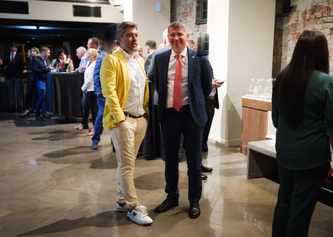 "Apvienotais saraksts" gaida pašvaldību vēlēšanu rezultātus.